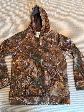Under Armour Brown and Green Camo Pullover Hoodie